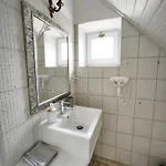 Lesence Major Bed & Breakfast Lesencetomaj