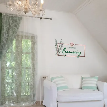 Lesence Major Bed & Breakfast