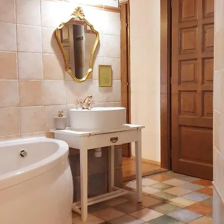 Lesence Major 4* Lesencetomaj