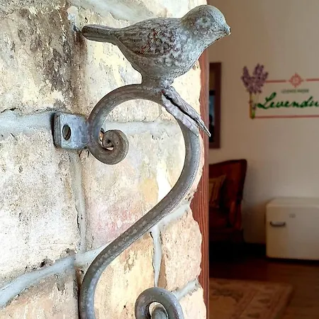 Bed and breakfast Lesence Major 4*