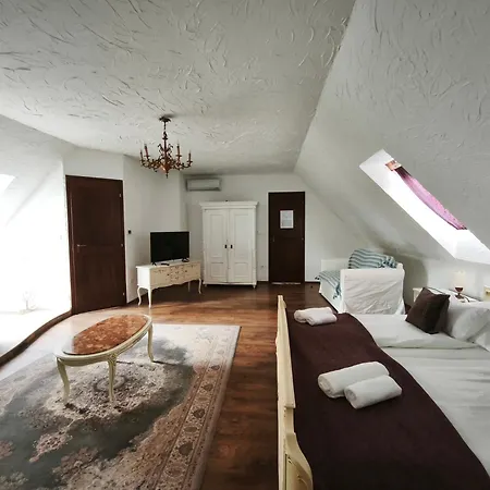 Lesence Major Bed & Breakfast