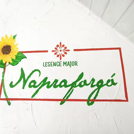 Lesence Major Frühstückspension