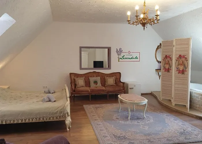 Lesence Major Bed & Breakfast 4*